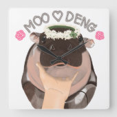Moo Deng Hippo from Thailand  スクエア壁時計 (正面)