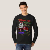 Moo-ry Christmas Cow in Plaid Truck Holiday design Tシャツ (正面フル)