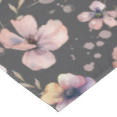 Moody Boho Watercolor Blush Wildflowers Pattern  テーブルクロス (アングル)