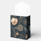 Moody Botanical Contemporary Wedding Guest フェイバーボックス (オープン)