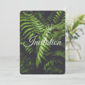 Moody Dark Green Fern Woodland Wedding シーズンカード (スタンド正面)