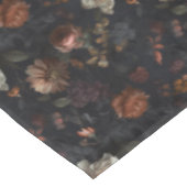 Moody Floral Noir Pattern テーブルクロス (アングル)