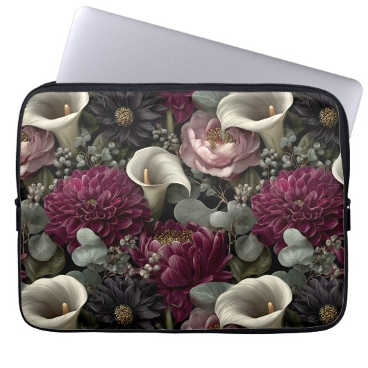 Moody Floral Pattern with Dahlias and Calla Lilies ラップトップスリーブ (正面)
