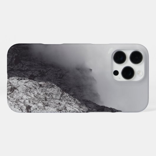 Moody mountain theme in black and white iPhoneケース (裏面横)