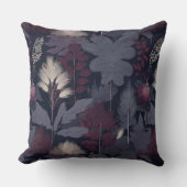Moody Plum Fig & Pampas Grass Pattern Throw Pillow クッション (正面)