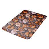 Moody poppies on black pattern バスマット (アングル)