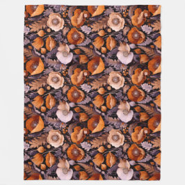 Moody poppies on black pattern フリースブランケット