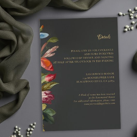 Moody Romantic Gothic Reds Floral Wedding Details エンクロージャーカード