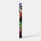 Moody Tropical Foliage Pattern Phone Case iPhone 15ケース (左側面)