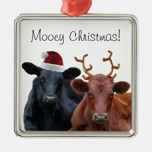 Mooeyのクリスマスの休日の衣裳の牛 メタルオーナメント (正面)