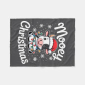 Mooey Christmas Cute Cow With Santa Hat And Holida フリースブランケット (正面(横))