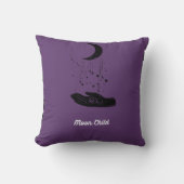 Moon Child Throw Pillow クッション (正面)