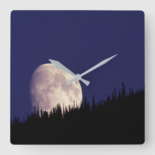 Moon & Forest | Glacier National Park Montana スクエア壁時計 (正面)