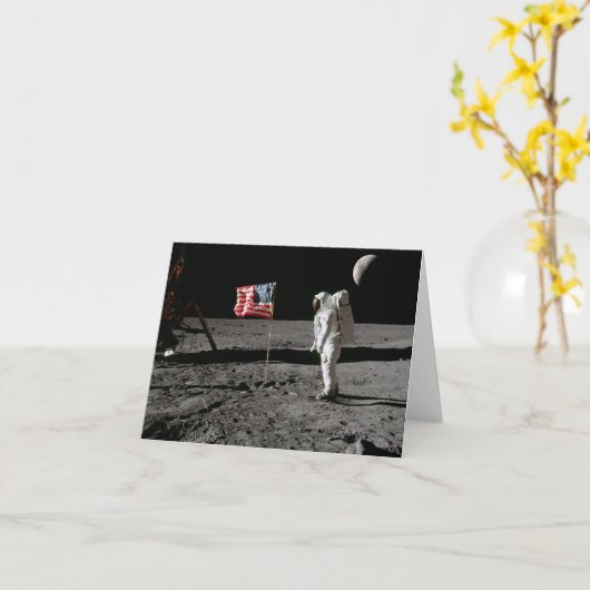 Moon Landing or is it? カード (黄色い花)