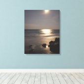 Moon Rising Over Ocean キャンバスプリント (インサイチュ (ウッドフロア))