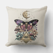 Moonlight Vision Moth – Celestial Lunar  クッション (正面)