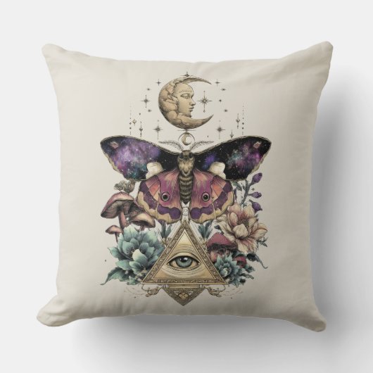 Moonlight Vision Moth – Celestial Lunar クッション (正面)