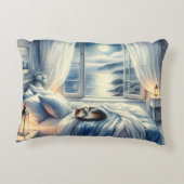 Moonlit Coastal Bedroom with Sleeping Cat アクセントクッション (裏面)