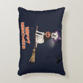 Moonlit Pup – Halloween Dog in Witch Hat アクセントクッション (正面(垂直))
