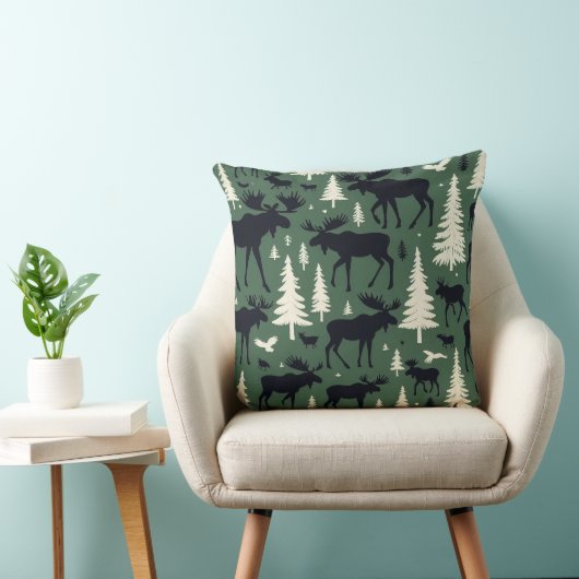 Moose and Pine Trees クッション (椅子)