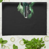 Mopar: 「緑の稲妻を持つ68のごまかしの充電器 キッチンタオル (折り畳み)