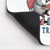 More Trash Can Less Trash Can't Funny Raccoon Ssum マウスパッド (コーナー)