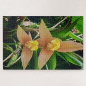 Morning Calm: Blush Petals in Gentle Focus ジグソーパズル (横)