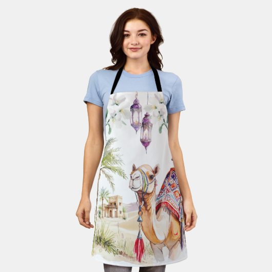 Moroccan Desert Camel Watercolor エプロン (着用した状態)