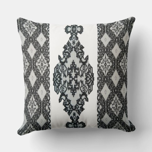 Moroccan Embroidery Pillow クッション (裏面)