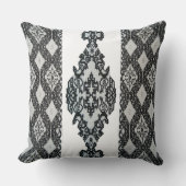 Moroccan Embroidery Pillow クッション (正面)