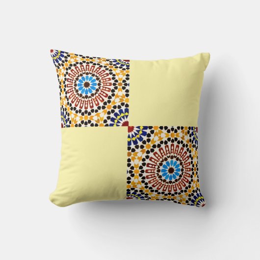 Moroccan Zellige Harmony Throw Pillow クッション (正面)