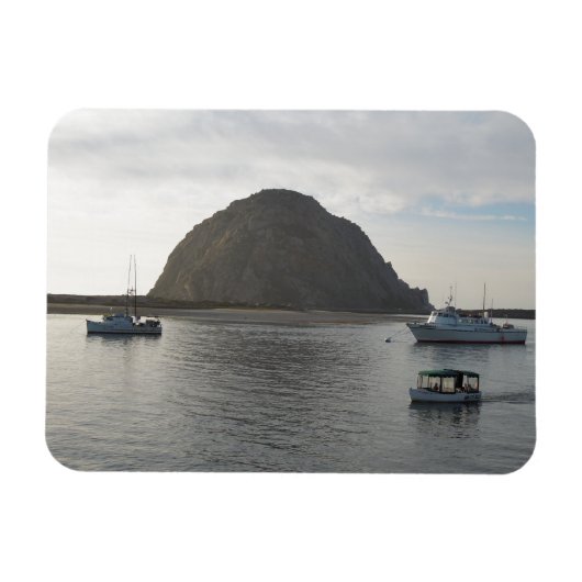 Morro Rock at Morro Bay, CA マグネット (横)