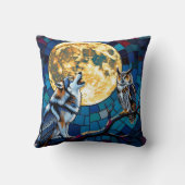Mosaic Wolf, Owl and Full Moon クッション (裏面)