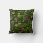 Moss & Bark Patchwork Biophilic Macro-Texture クッション (裏面)