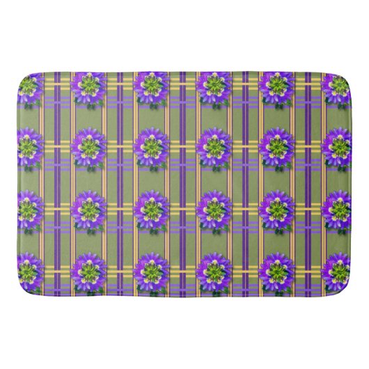 Moss Green with Purple Flowers Bath Mat バスマット (正面)