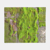 Moss wall green rock texture フリースブランケット (正面(横))