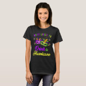 Most Likely To Drink A Hurricane Mardi Gras Family Tシャツ (正面フル)
