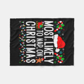 Most Likely To Nap On Christmas Funny Matching Fam フリースブランケット (正面(横))
