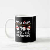 Most Likely To Sil The Grandkids Christmas Grandma コーヒーマグカップ (左)