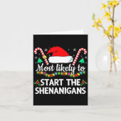 Most Likely To The Shenanigans Funny Xmas Family M カード (黄色い花)