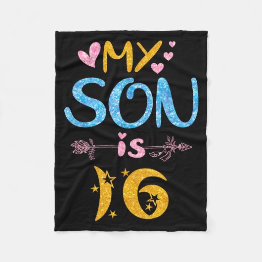 Mother father mom dad happy birthday son is 16 フリースブランケット (正面)