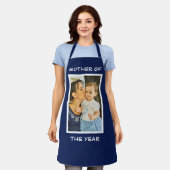 Mother Of The Year パーソナライズされたカスタム Photo Mommy エプロン (着用した状態)