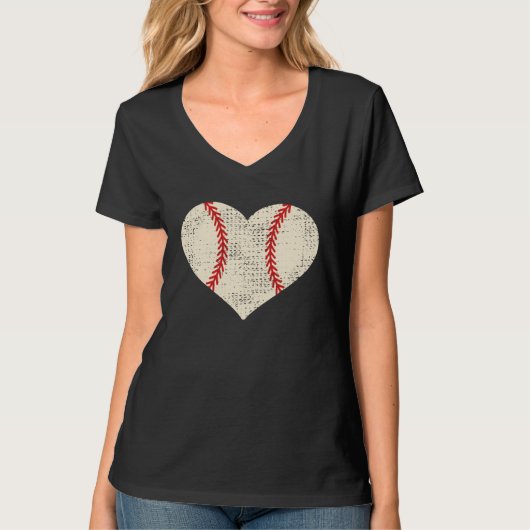 Mother s Day  Distressed Heart Baseball Heart Mom  Tシャツ (正面)