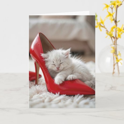 Mother's Day Kitten Sleeping in a Red Shoe カード (黄色い花)