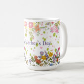 Mother's Day Mug with Floral Backdrop and Heartfel コーヒーマグカップ (正面右)