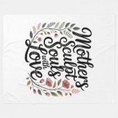 Mothers Sculpt Souls With Love フリースブランケット (正面(横))