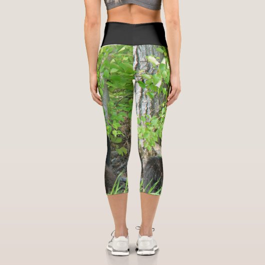 Mothr Black Bear Nuring Two Cubs カプリレギンス (裏面)