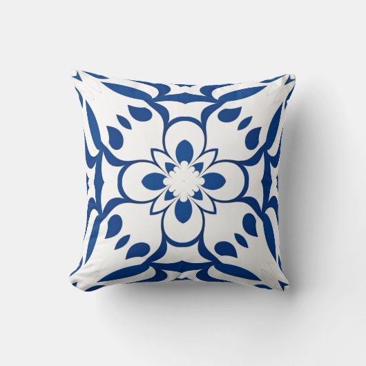 Motif bleu sur fond blanc クッション (正面)