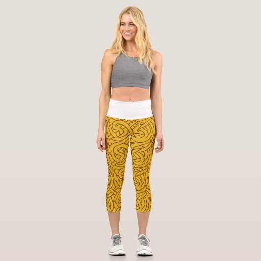 🌟 Motif Celtique Jaune en Entrelacs ✨ カプリレギンス (正面)