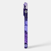 Motif floral violet délicat 🌸 sur fond sombre iPhoneケース (左側面)
